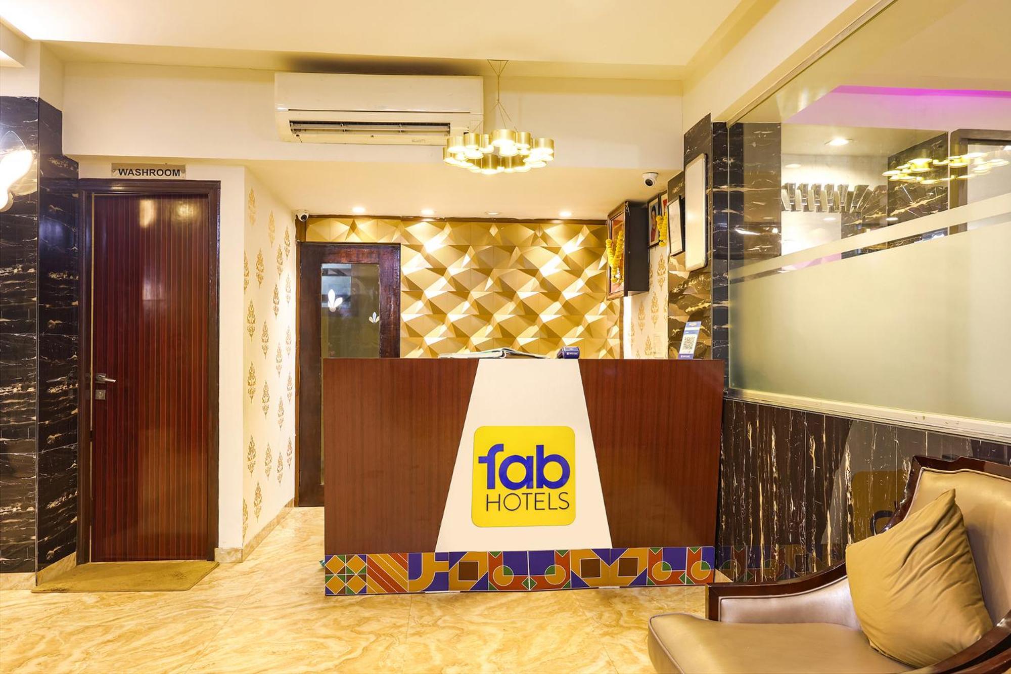 Fabhotel Prime Sarala Crown With Pool - Nr Calangute Beach Kültér fotó