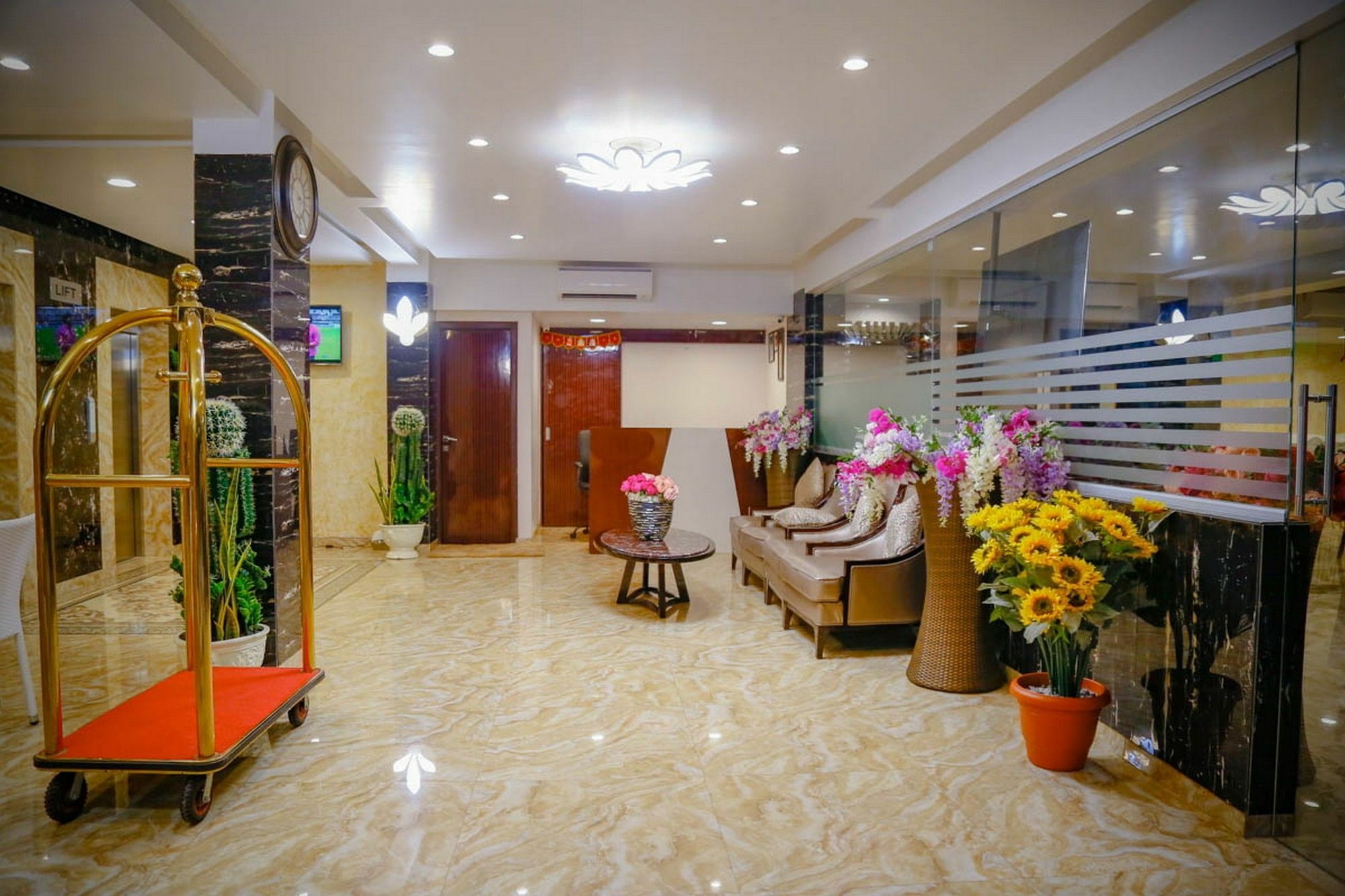 Fabhotel Prime Sarala Crown With Pool - Nr Calangute Beach Kültér fotó